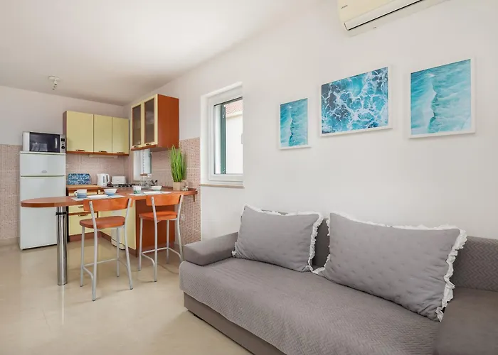 Apartment Maki Hvar Town